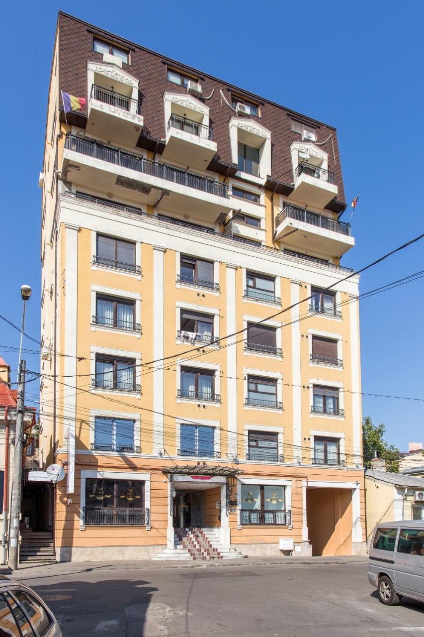 One Love Metropolitan Apartment Bucarest Esterno foto